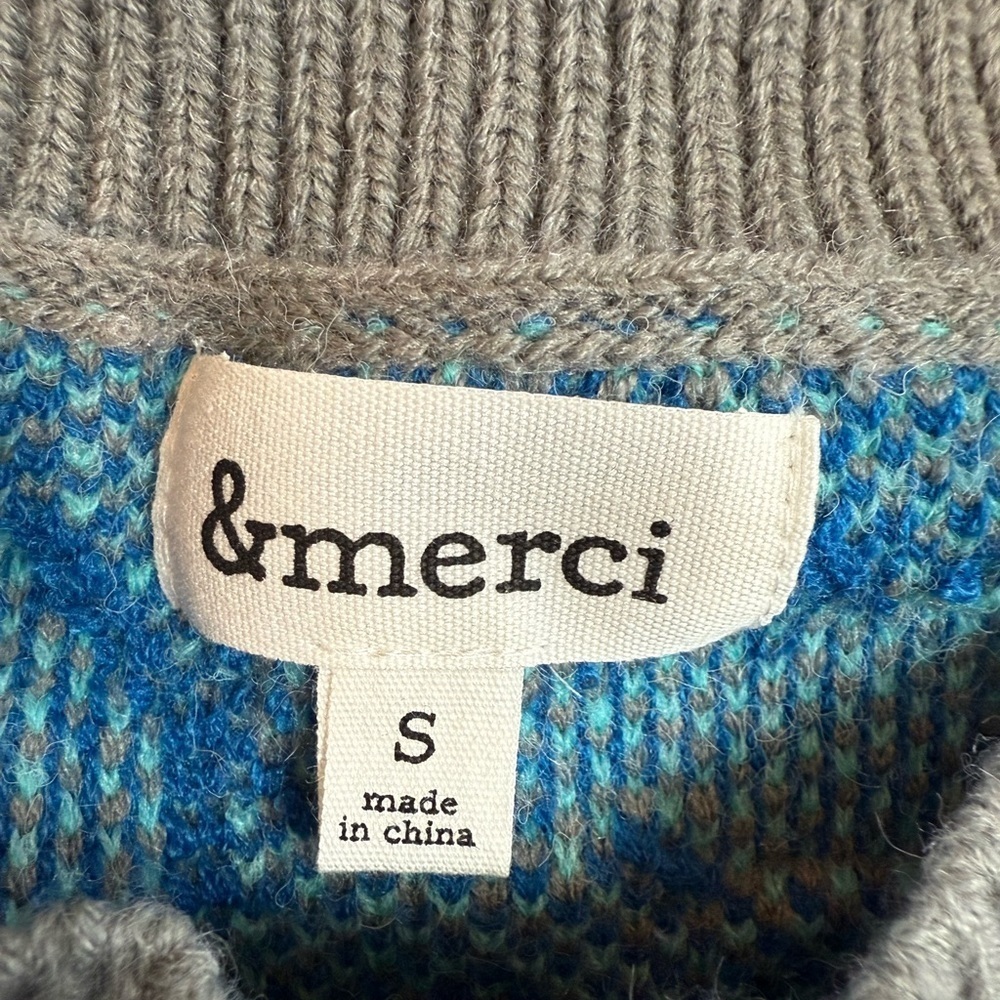 &merci SMALL Gray Crew Neck Sweater With Royal Blue and Turquoise Mod Flowers - Picture 6 of 7